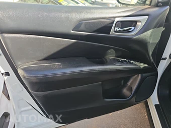2019 Nissan Pathfinder SV – miniatura 9