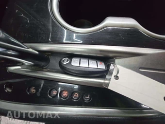 2019 Nissan Pathfinder SV – miniatura 5