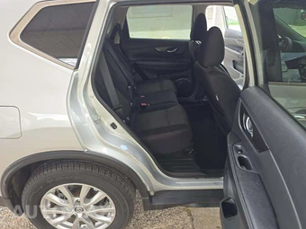 2019 Nissan Rogue S – miniatura 13