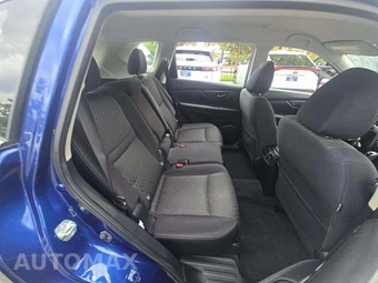 2019 Nissan Rogue S - miniatura 13