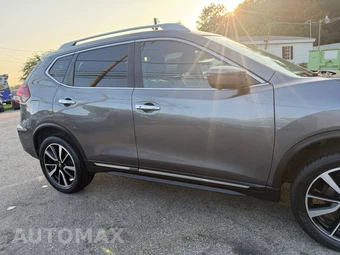 2019 Nissan Rogue SL - miniatura 40