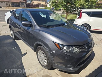 2019 Nissan Rogue Sport S - miniatura 3