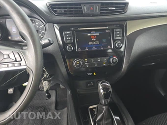 2019 Nissan Rogue Sport S - miniatura 11