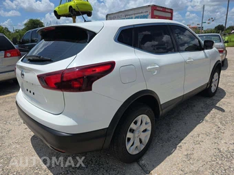 2019 Nissan Rogue Sport S - miniatura 3