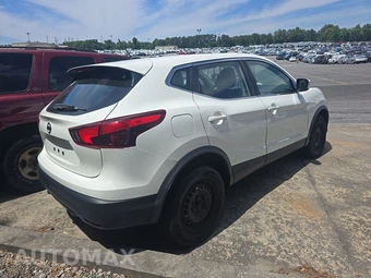 2019 Nissan Rogue Sport S - miniatura 4