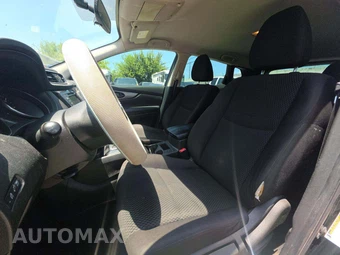 2019 Nissan Rogue Sport S - miniatura 3