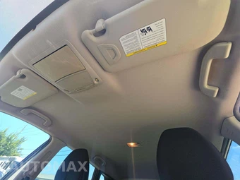 2019 Nissan Rogue Sport S - miniatura 8