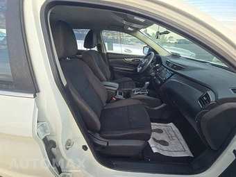 2019 Nissan Rogue Sport S – miniatura 8