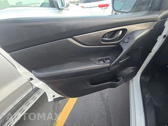 2019 Nissan Rogue Sport S – miniatura 9
