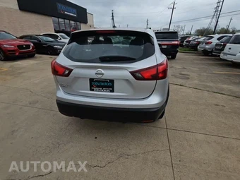 2019 Nissan Rogue Sport S - miniatura 4