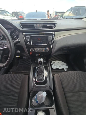 2019 Nissan Rogue Sport S - miniatura 11