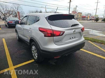 2019 Nissan Rogue Sport S - miniatura 2