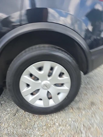 2019 Nissan Rogue Sport S - miniatura 11