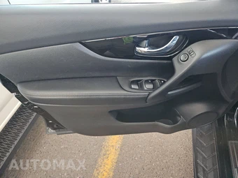 2019 Nissan Rogue Sport SV - miniatura 9