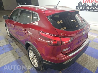 2019 Nissan Rogue Sport SV - miniatura 2