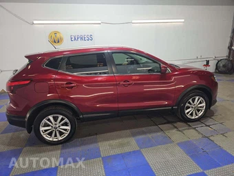 2019 Nissan Rogue Sport SV - miniatura 4