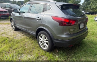 2019 Nissan Rogue Sport SV - miniatura 7