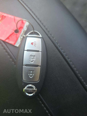 2019 Nissan Rogue Sport SV - miniatura 5