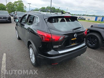 2019 Nissan Rogue Sport SV - miniatura 2