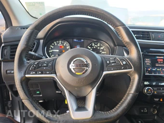 2019 Nissan Rogue Sport SV - miniatura 10