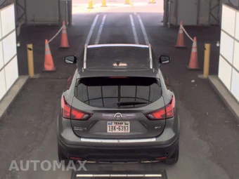 2019 Nissan Rogue Sport SV - miniatura 5