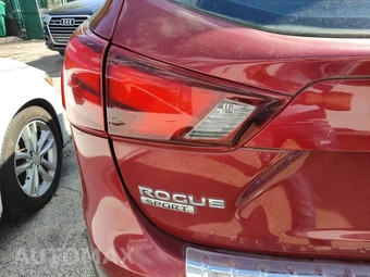 2019 Nissan Rogue Sport SV - miniatura 18