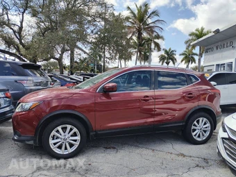 2019 Nissan Rogue Sport SV - miniatura 5