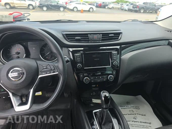 2019 Nissan Rogue Sport SV - miniatura 11