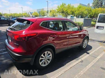 2019 Nissan Rogue Sport SV - miniatura 3