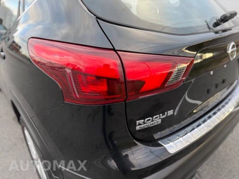 2019 Nissan Rogue Sport SV - miniatura 14
