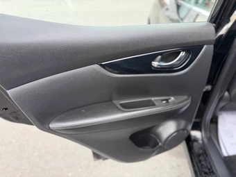 2019 Nissan Rogue Sport SV - miniatura 17