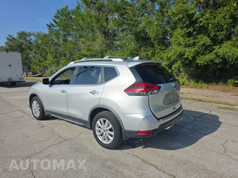 2019 Nissan Rogue SV - miniatura 6