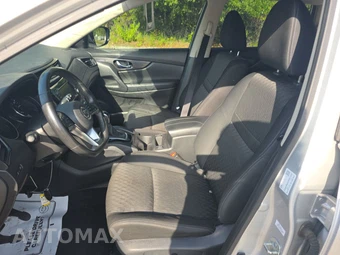 2019 Nissan Rogue SV - miniatura 7