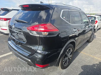 2019 Nissan Rogue SV - miniatura 4