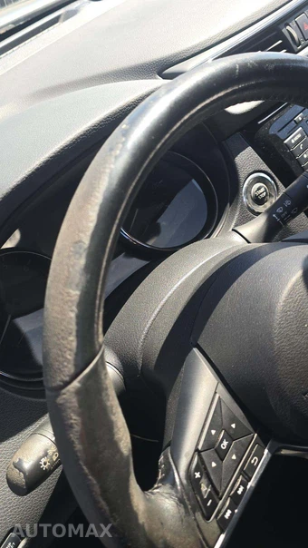 2019 Nissan Rogue SV – miniatura 26