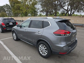 2019 Nissan Rogue SV – miniatura 6