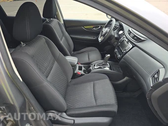 2019 Nissan Rogue SV – miniatura 8