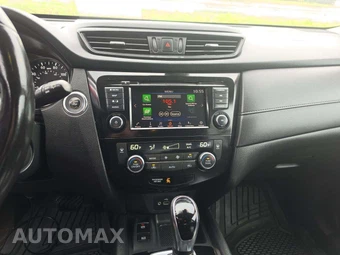 2019 Nissan Rogue SV - miniatura 10