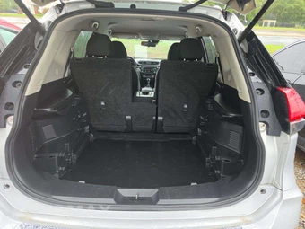 2019 Nissan Rogue SV - miniatura 14