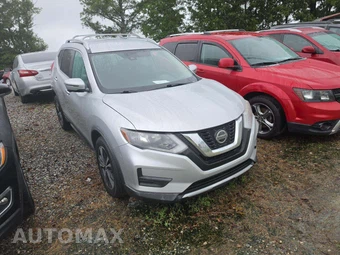 2019 Nissan Rogue SV - miniatura 4
