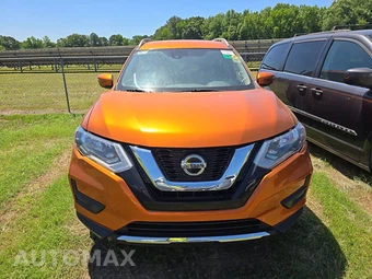 2019 Nissan Rogue SV - miniatura 2