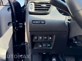 2019 Nissan Rogue SV - miniatura 19