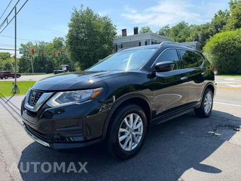 2019 Nissan Rogue SV - miniatura 3