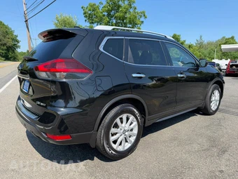2019 Nissan Rogue SV - miniatura 6
