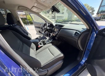 2019 Nissan Rogue SV - miniatura 14