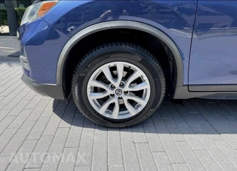 2019 Nissan Rogue SV - miniatura 18
