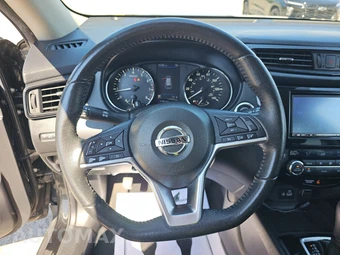 2019 Nissan Rogue SV – miniatura 10