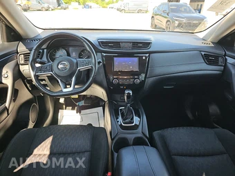 2019 Nissan Rogue SV – miniatura 11