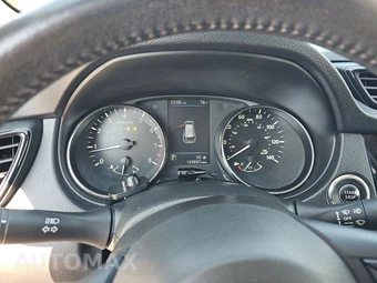 2019 Nissan Rogue SV – miniatura 12