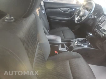 2019 Nissan Rogue SV – miniatura 8